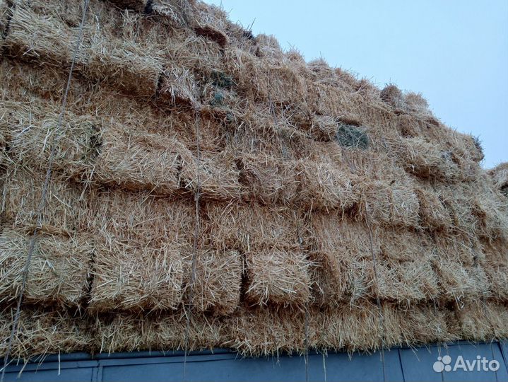 Солома в тюках