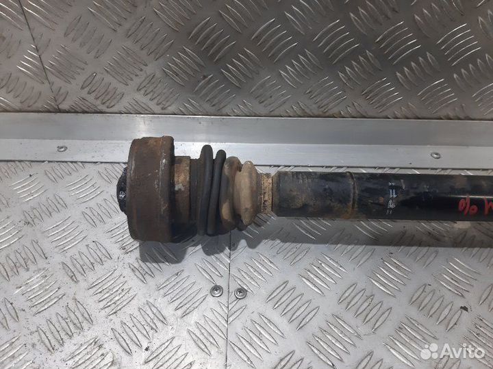 Вал приводной передний правый Skoda Octavia A4 1U2