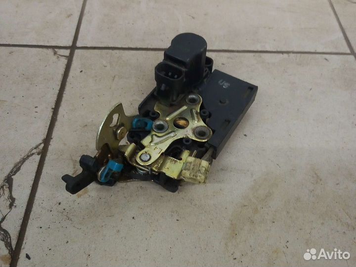 Замок задней левой двери Шевроле Реззо