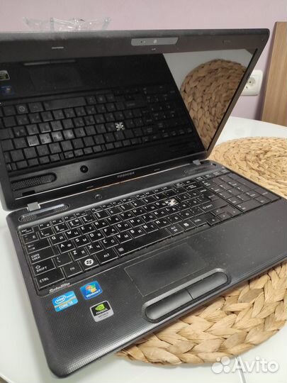 Toshiba satellite c660-1p4 Без аккумулятора и HDD