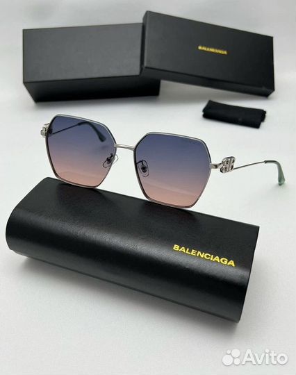 Солнцезащитные очки женские Balenciaga