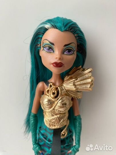 Кукла Монстер Хай. Нефера