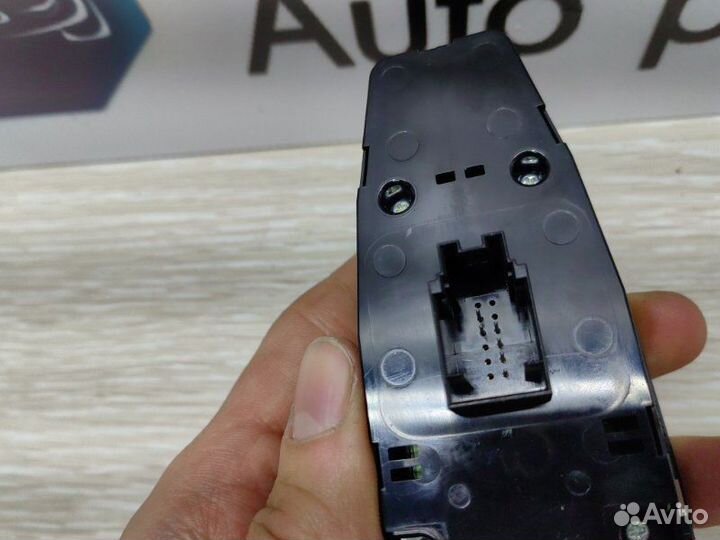 Кнопки стеклоподъемников передние правые Bmw 3 F30