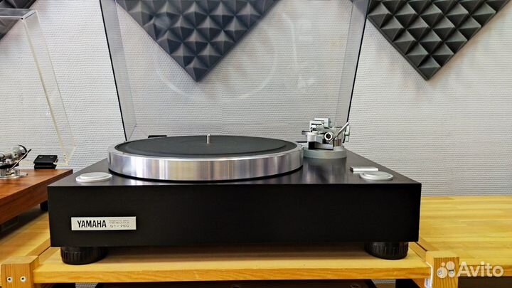 Yamaha GT-750 Виниловый Проигрыватель