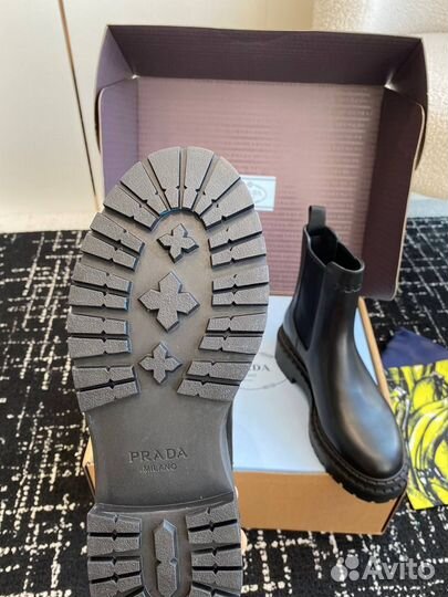 Ботинки Челси женские Prada