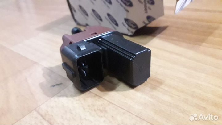 Датчик положения педали сцепления ford transit 00