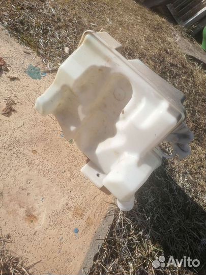 Бачок омывателя