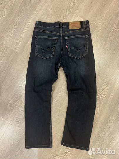 Джинсы levis
