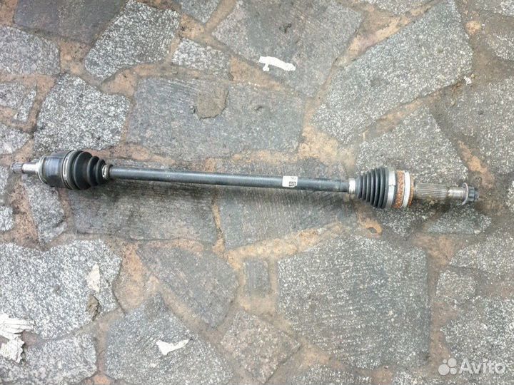 Задний привод Тойота Рав 4 2013