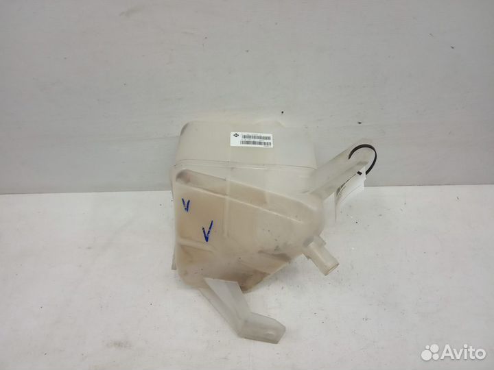 Бачок расширительный Лада Гранта 2011