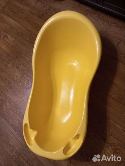 Ванночка для купания новорожденного