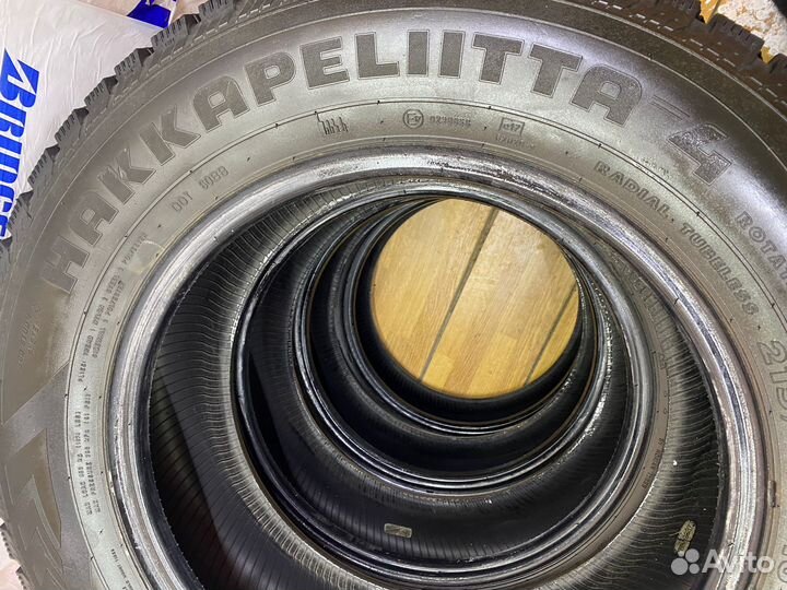 Nokian Tyres Hakkapeliitta 4 215/65 R16 102T