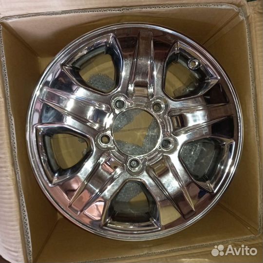 Диски литые хромированные на Toyota