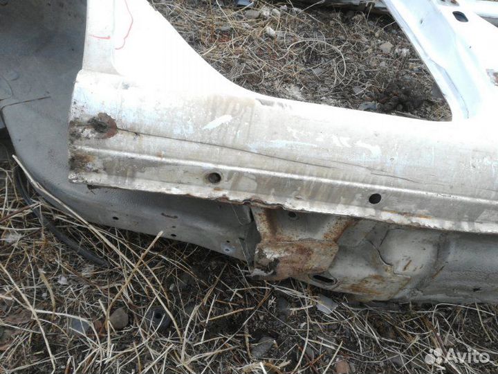 Порог кузовной правый Nissan Ad VFY11 QG15DE