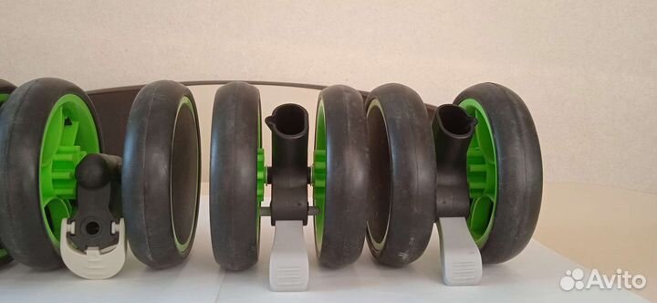 Колёса для прогулочной коляски
