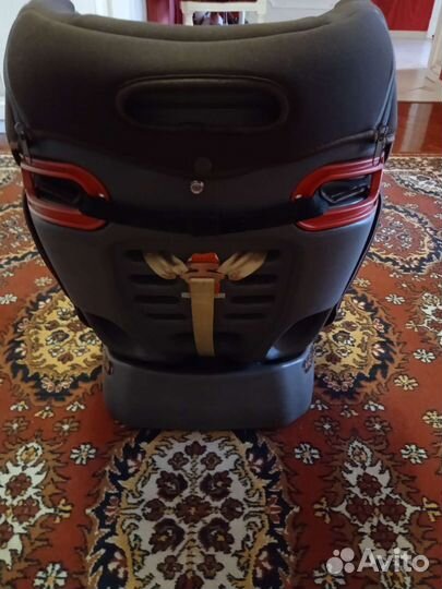 Автомобильное кресло от 0