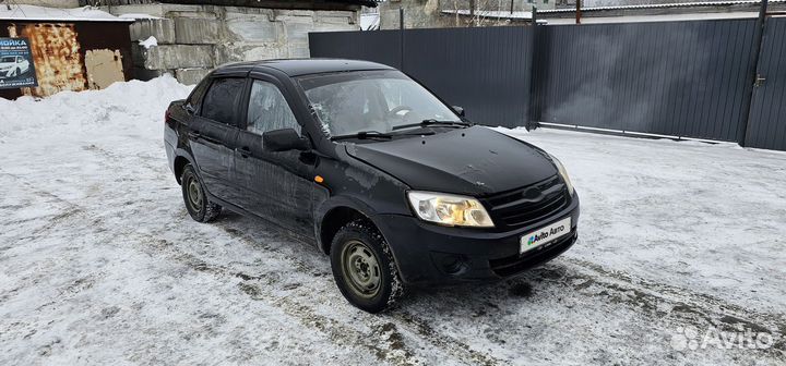 LADA Granta 1.6 МТ, 2013, 235 121 км
