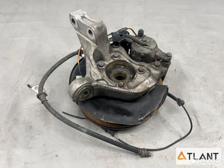 Ступица передняя левая toyota prius