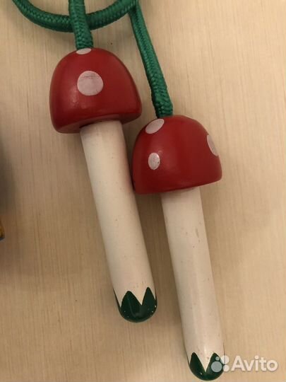 Булава гимнастическая, прыгалка, свистки