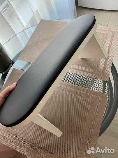 Подставка для рук маникюрная