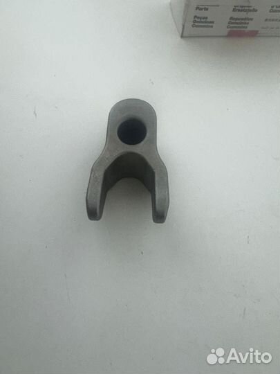 Хомут Cummins 4944917F