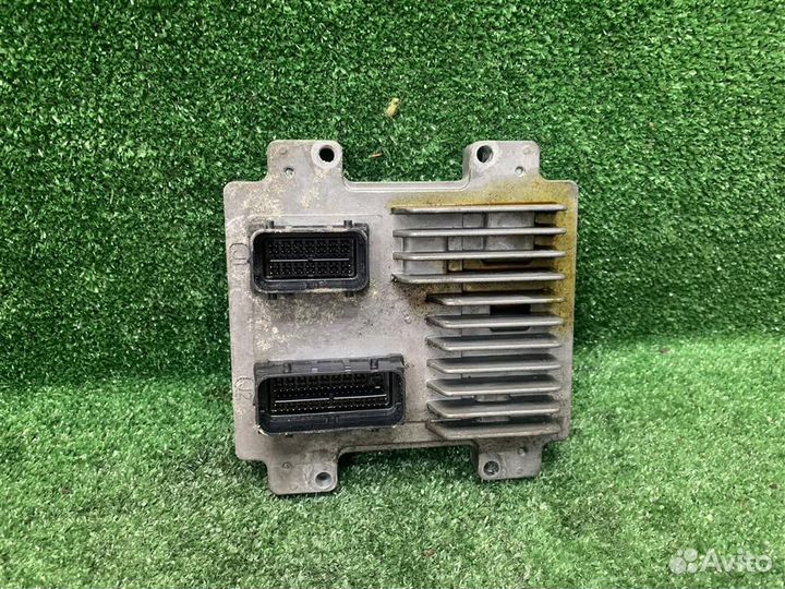 Блок управления двигателем Opel Astra J (2010-201