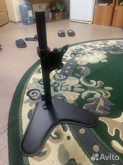 Кронштейн для монитора