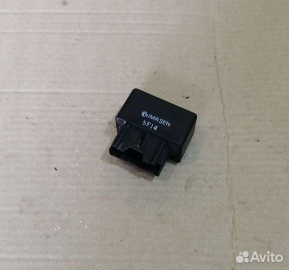 Реле стеклоочистителя Mazda Xedos 6