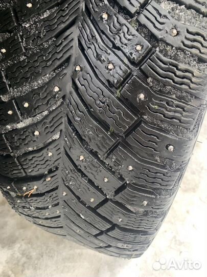 Michelin X-Ice North 4 245/45 R19