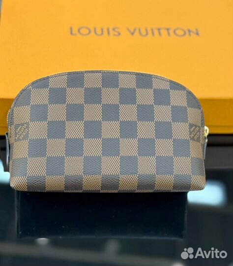 Косметичка Louis Vuitton