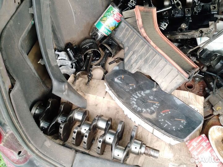 Запчасти на карину е