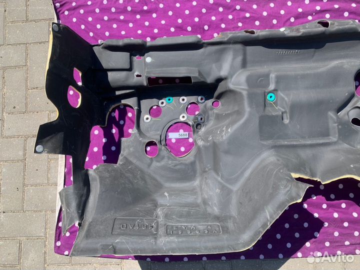 Утеплитель моторного щита