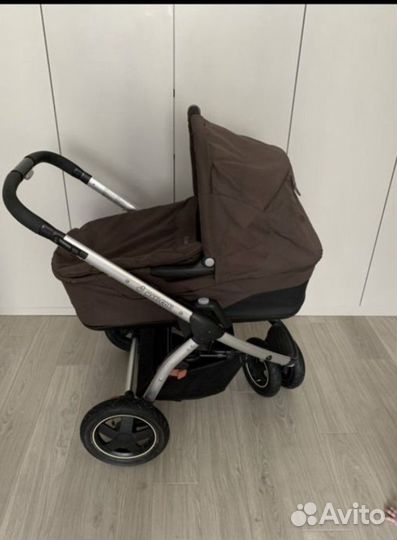 Коляска бренда maxi-cosi