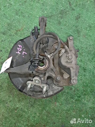 Кулак поворотный левый Honda Civic 8