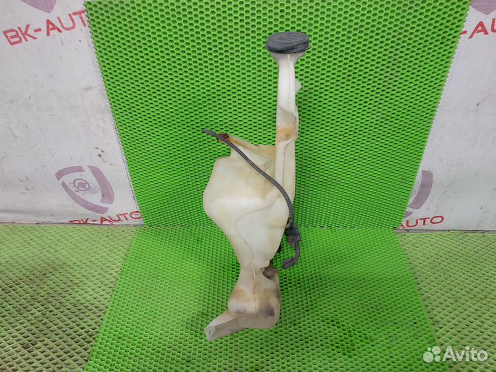 Бачок стеклоомывателя Chevrolet Silverado GMT800