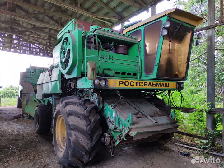 Комбайн Ростсельмаш Дон 1500Б, 2000