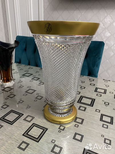 Ваза хрустальная