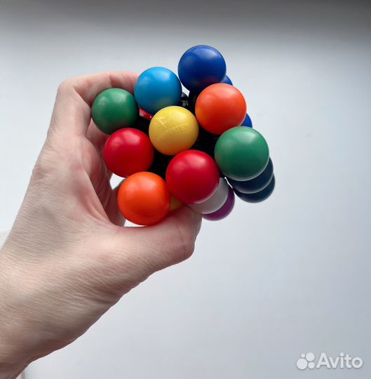 Молекуб головоломка от Meffert's