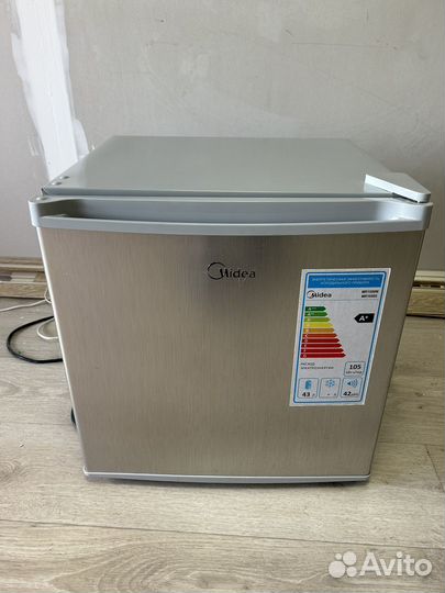 Минихолодильник