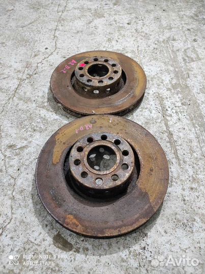 Тормозные диски передние Audi A8 D2 2.5 DT