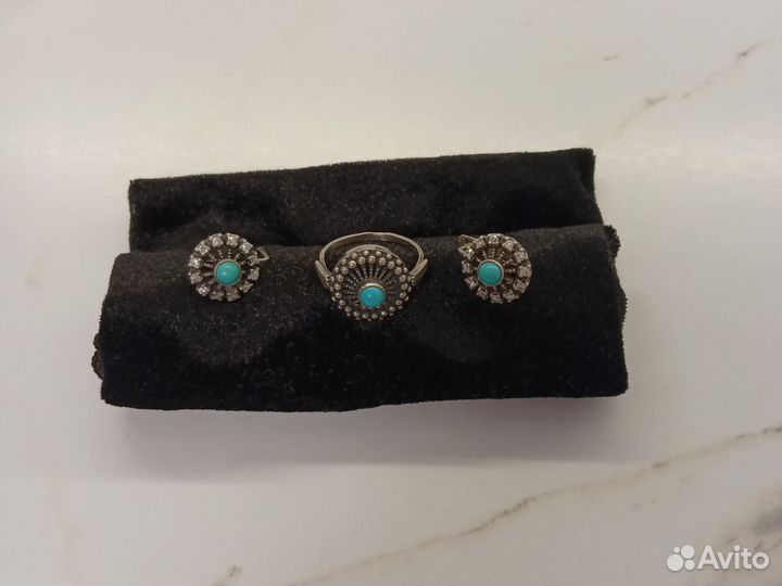 Комплект из серебра