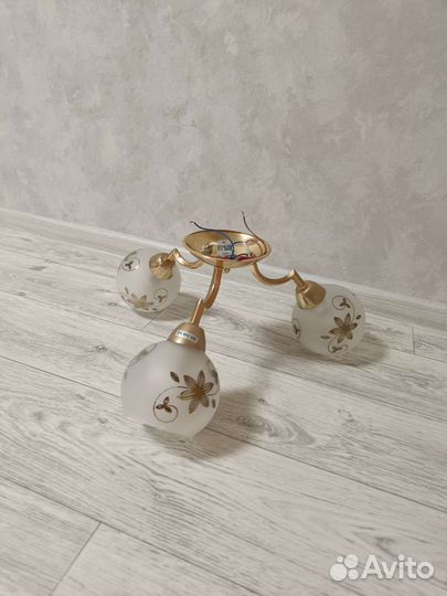 Люстра потолочная бу