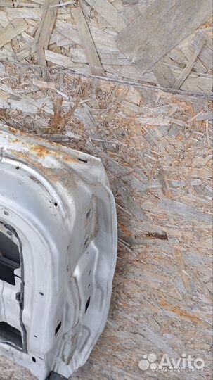 Дверь задняя правая Mitsubishi