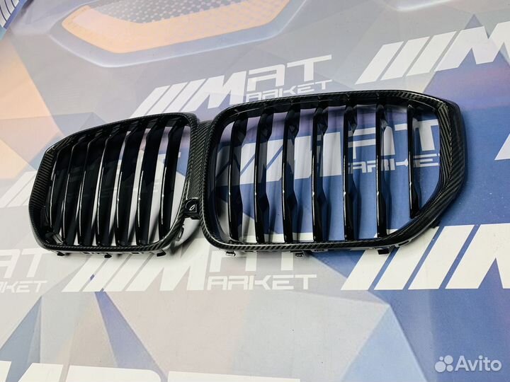 Решетка радиатора BMW X5 G05, сухой карбон