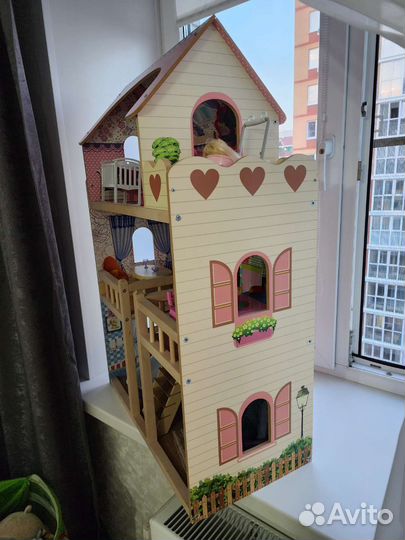 Домик кукольный