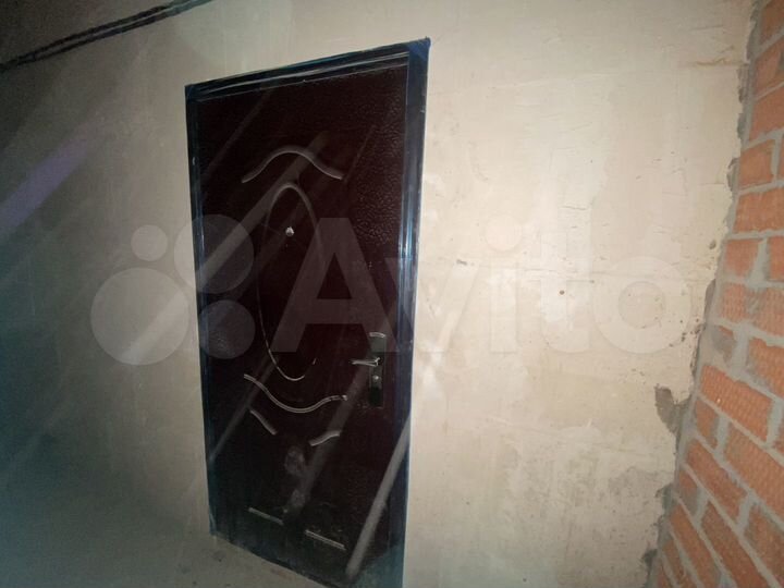 2-к. квартира, 60 м², 1/6 эт.