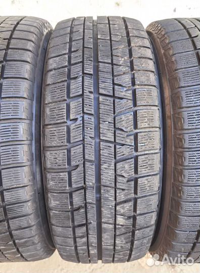 Yokohama Ice Guard IG50+ 215/55 R17 94H