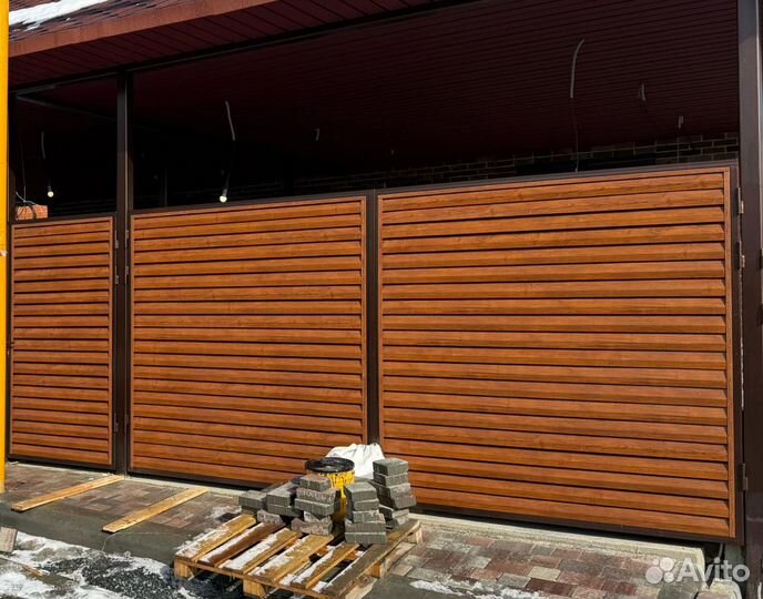 Жалюзийный забор (жалюзи Твист), под дерево