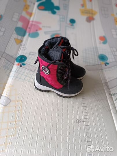 Ботинки на девочку