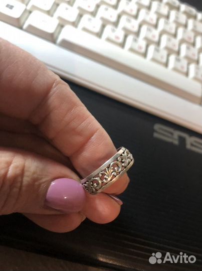 Серебряное кольцо